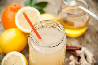 The Endurance Edge homemade honey lemon sports drink